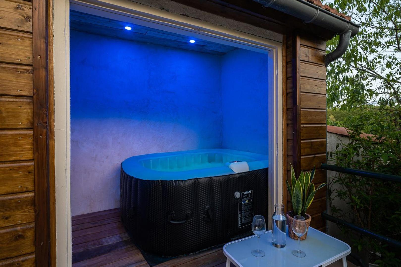 شقة La Citadelle ~ Jacuzzi ~ Terrasse قرقشونه المظهر الخارجي الصورة
